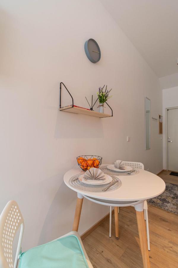 רקבר Apartments24 Spordi מראה חיצוני תמונה