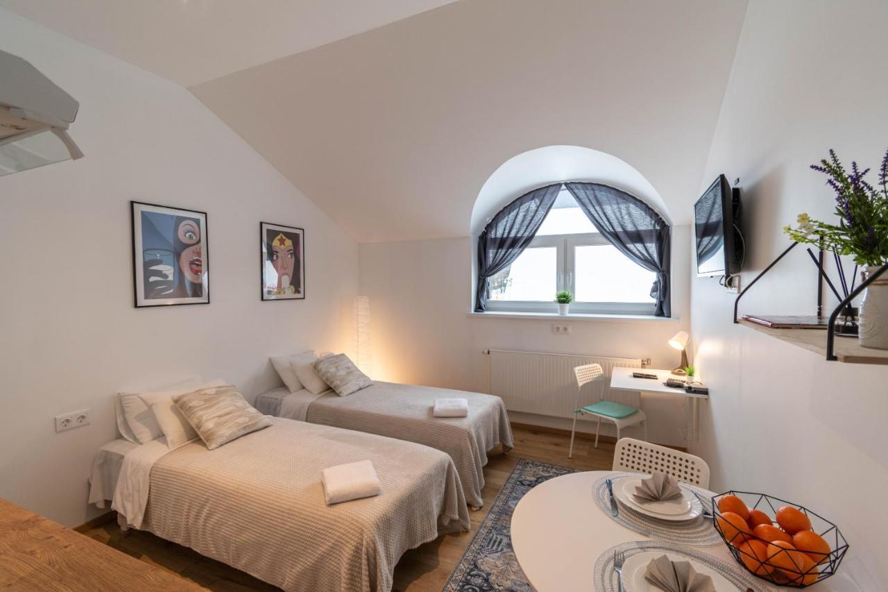רקבר Apartments24 Spordi מראה חיצוני תמונה
