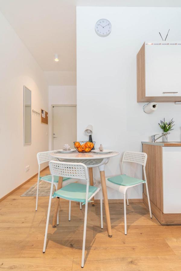 רקבר Apartments24 Spordi מראה חיצוני תמונה